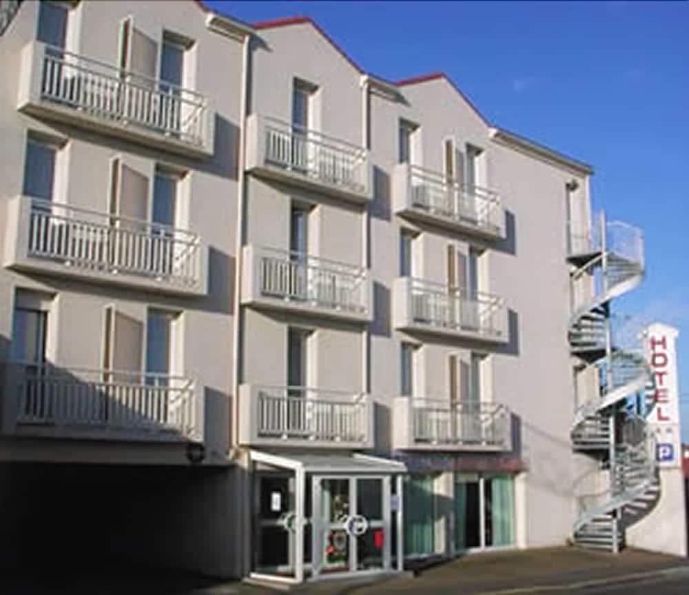 Brit Hotel Les Alizes Pornic Exterior photo