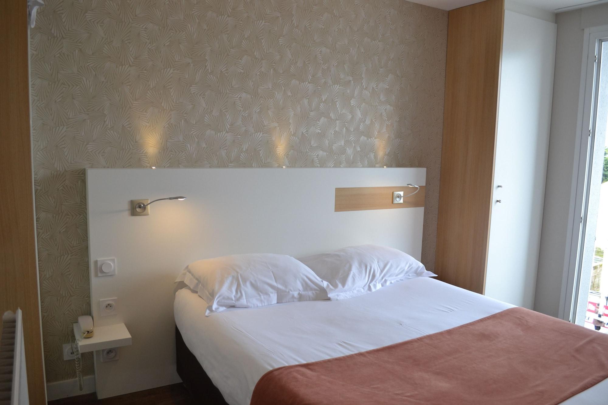 Brit Hotel Les Alizes Pornic Exterior photo