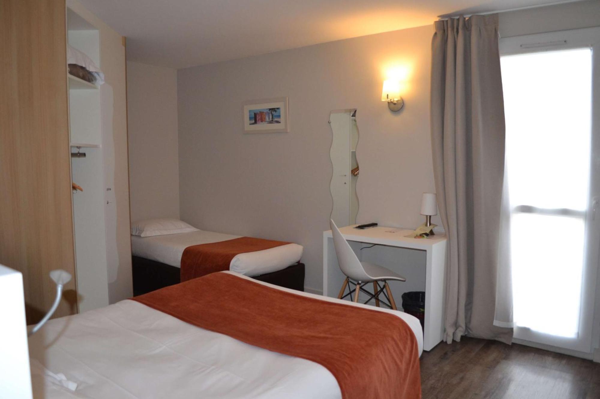 Brit Hotel Les Alizes Pornic Exterior photo