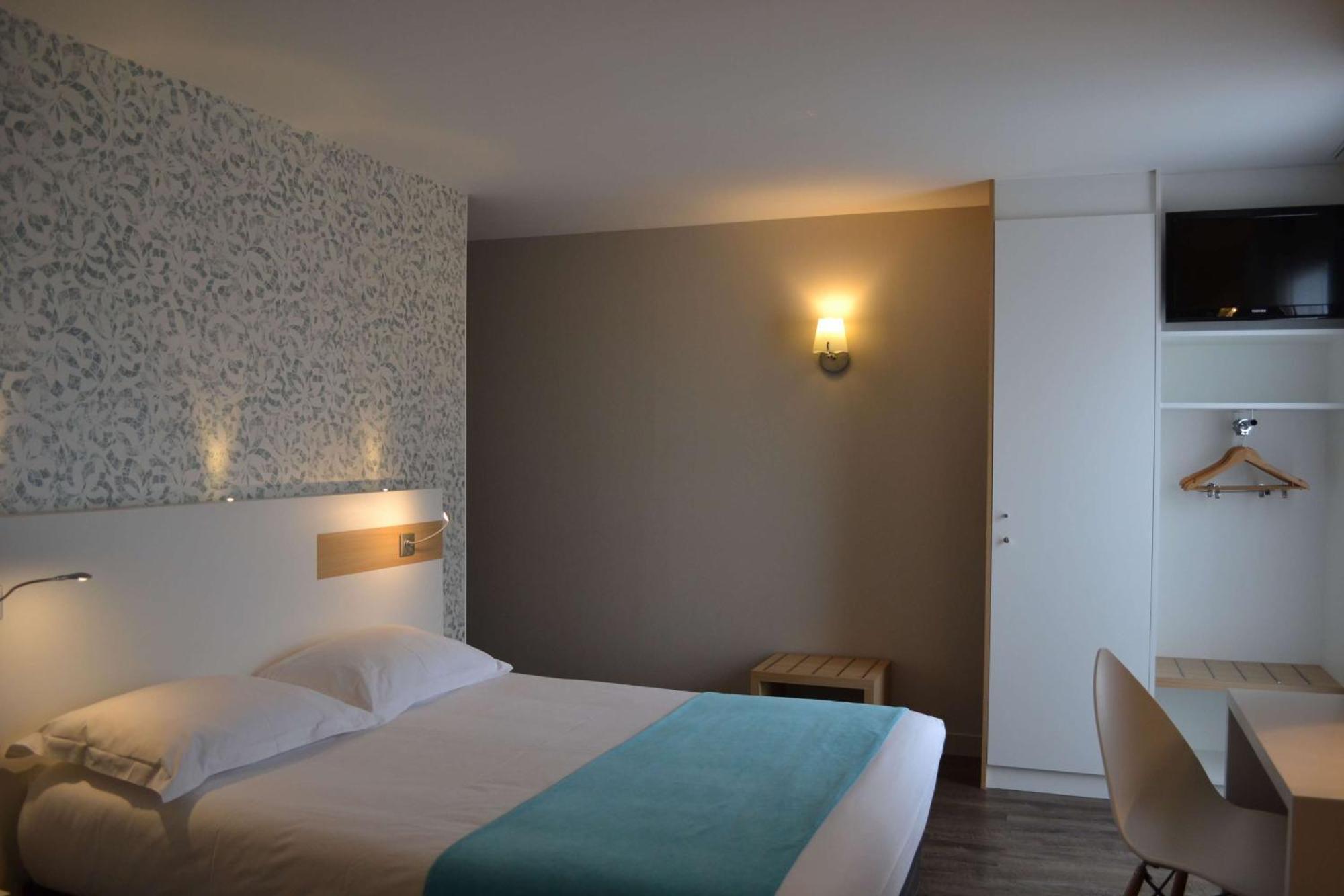 Brit Hotel Les Alizes Pornic Exterior photo