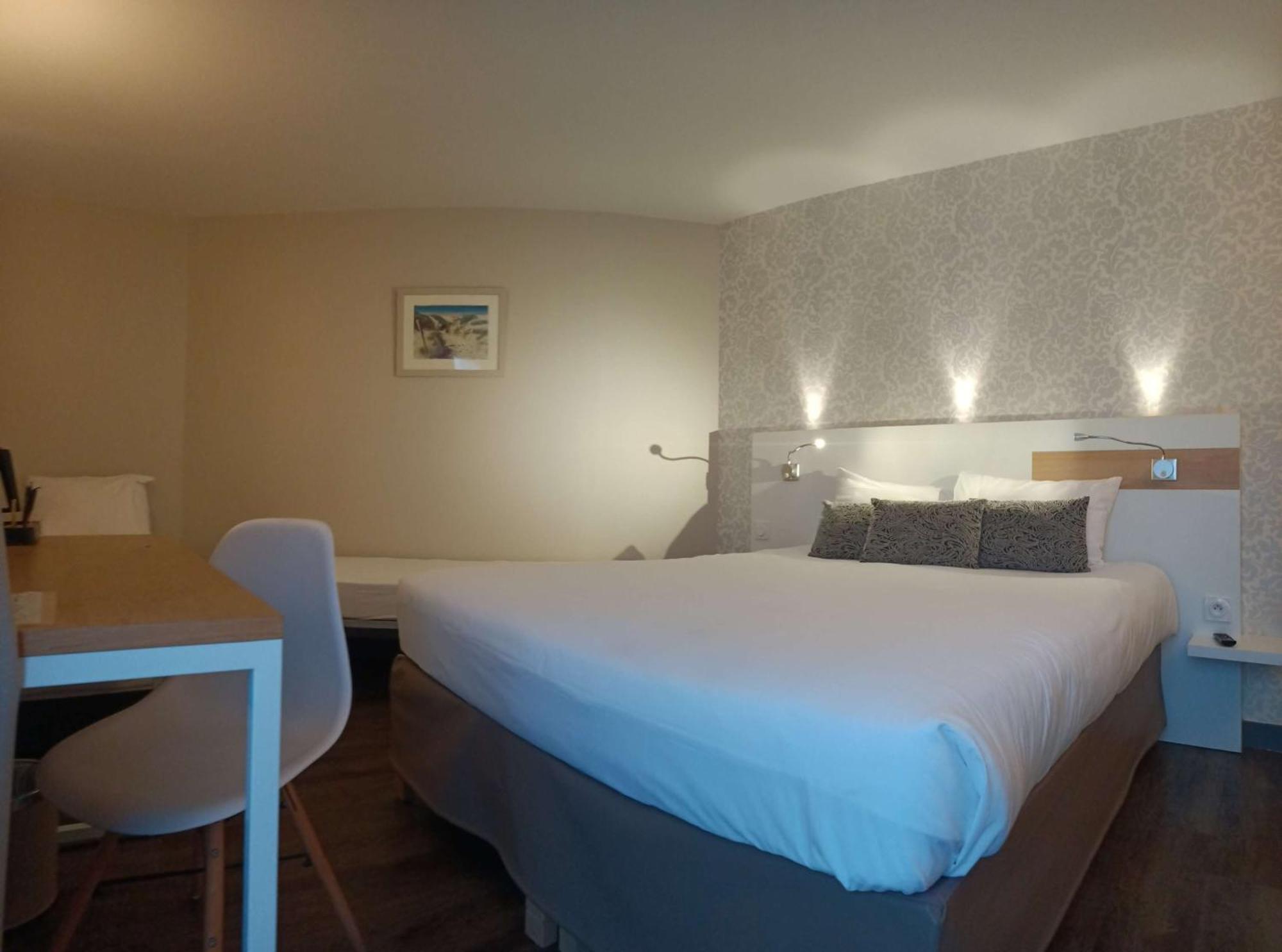 Brit Hotel Les Alizes Pornic Exterior photo