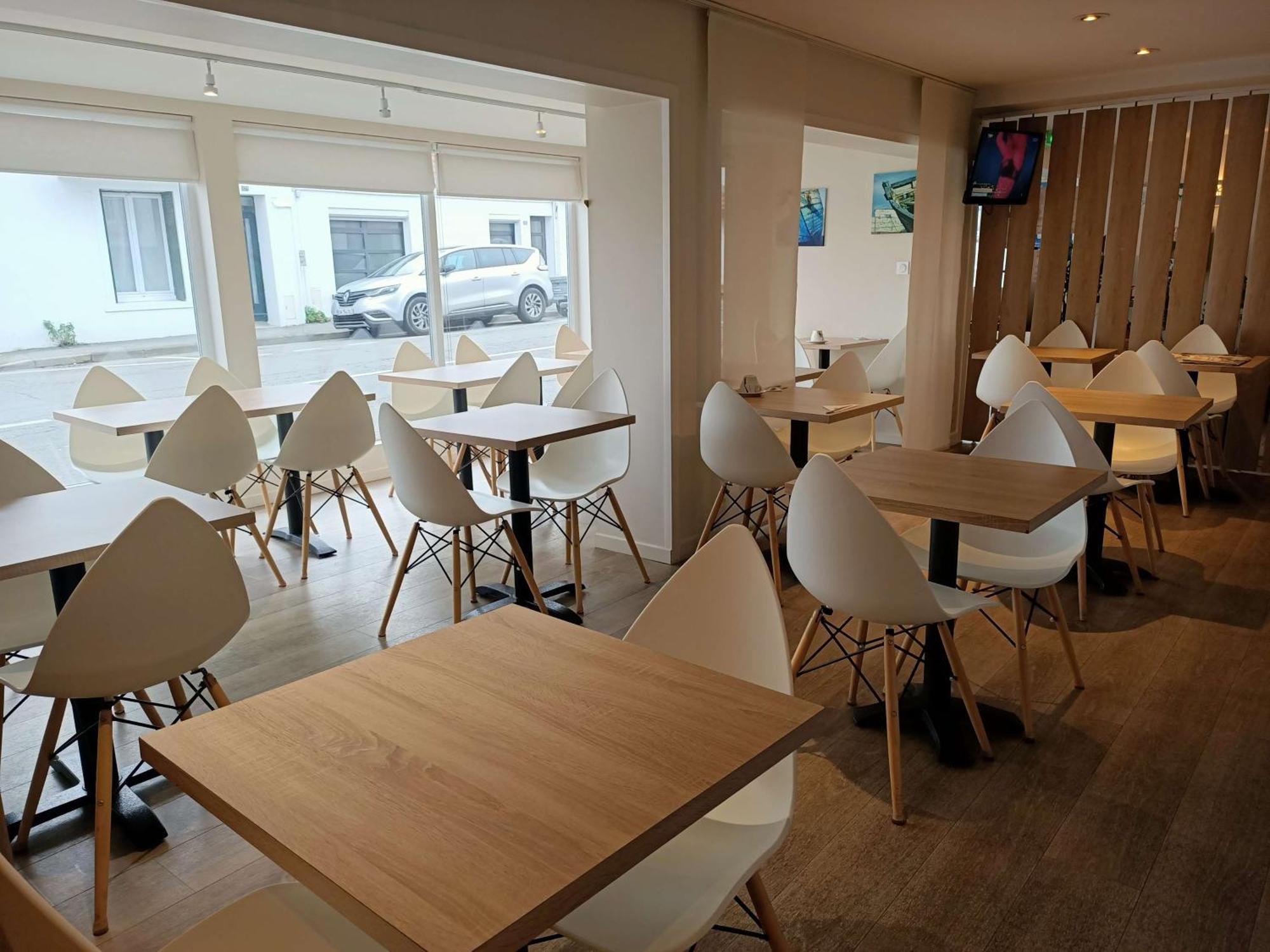 Brit Hotel Les Alizes Pornic Exterior photo