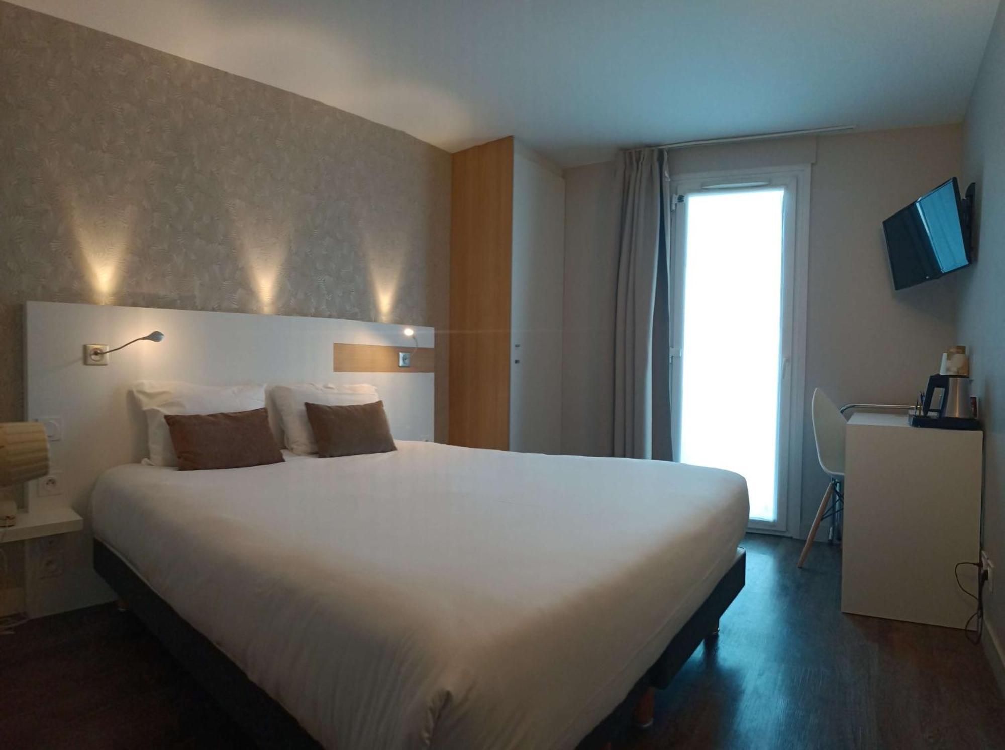 Brit Hotel Les Alizes Pornic Exterior photo