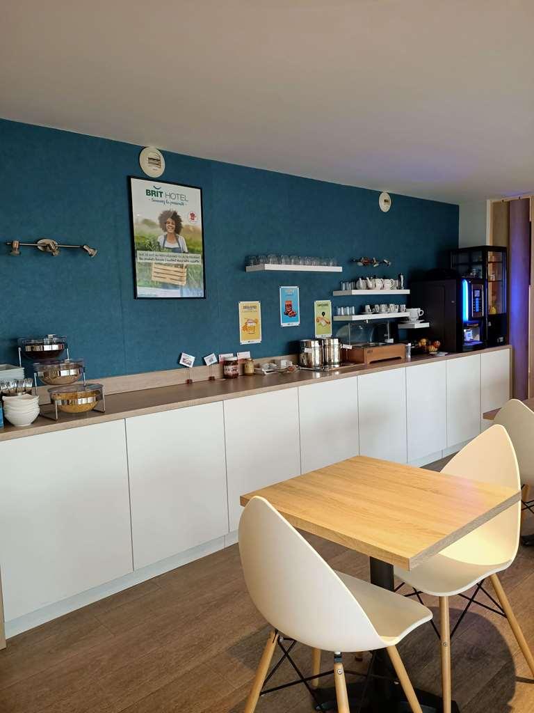 Brit Hotel Les Alizes Pornic Restaurant photo