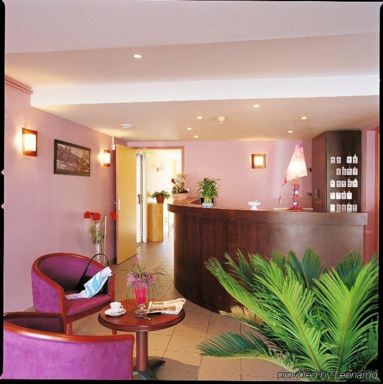 Brit Hotel Les Alizes Pornic Exterior photo